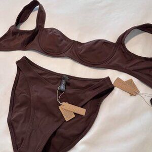 NWT SKIMS Bikini Top (Small) and Bottom (Medium) - Cocoa - Swimsuit Set